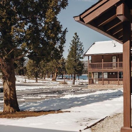Vintage Lakeside Inn Big Bear Lake Buitenkant foto