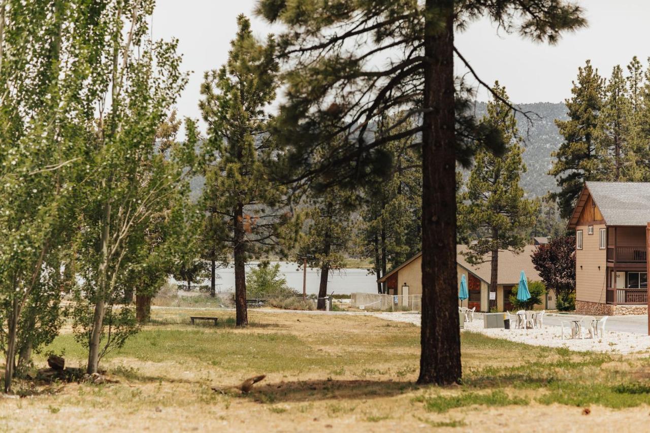 Vintage Lakeside Inn Big Bear Lake Buitenkant foto