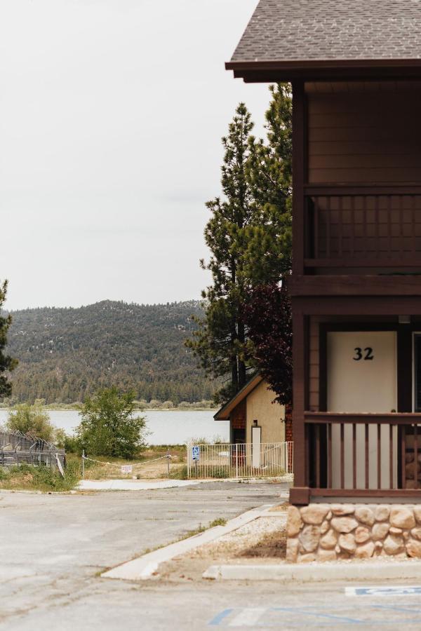 Vintage Lakeside Inn Big Bear Lake Buitenkant foto