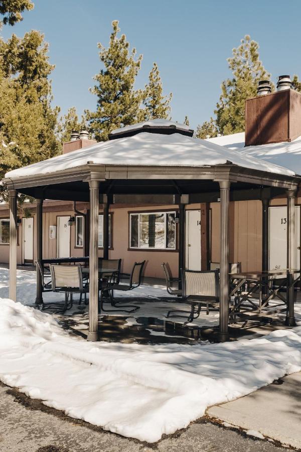 Vintage Lakeside Inn Big Bear Lake Buitenkant foto